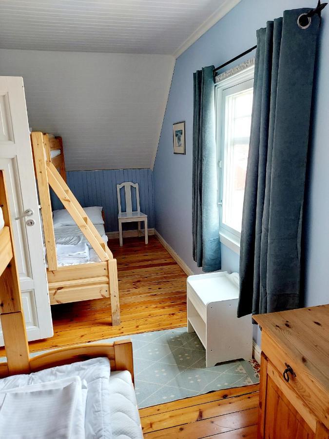 Villa Solrik Beliggenhet I Lofotens Storste Fiskevaer Ballstad Exterior foto
